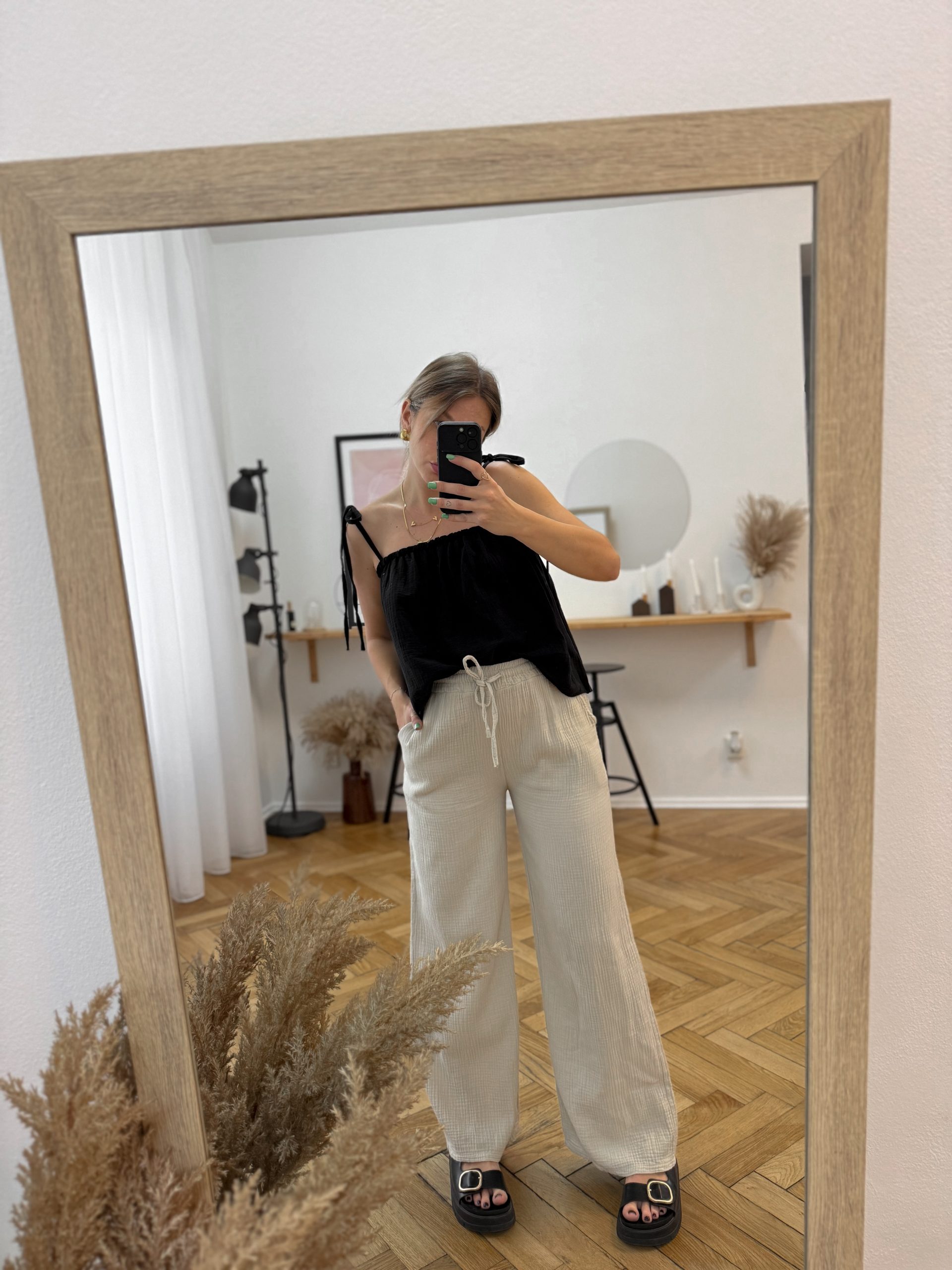 Mušelínový top BOHO - BLACK – Obrázok 4