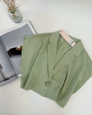 Krátky top na štýl saka PINA - LIGHT GREEN