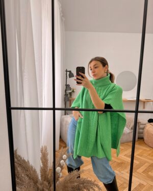 Pletené hrubé pončo LEA -  GREEN